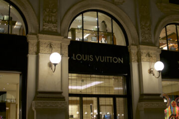 LVMH Hit by Growth Slowdown: Is the Luxury Boom Over?